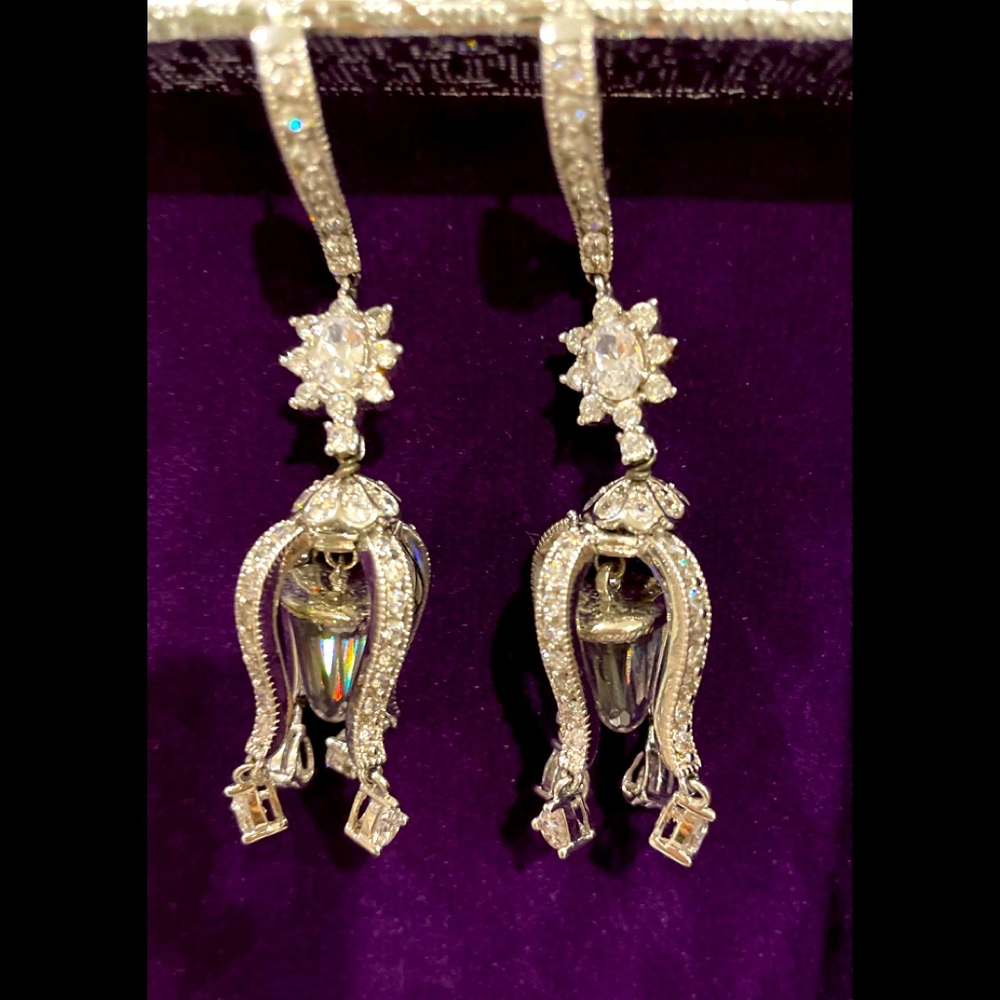 Brand NEW earrings